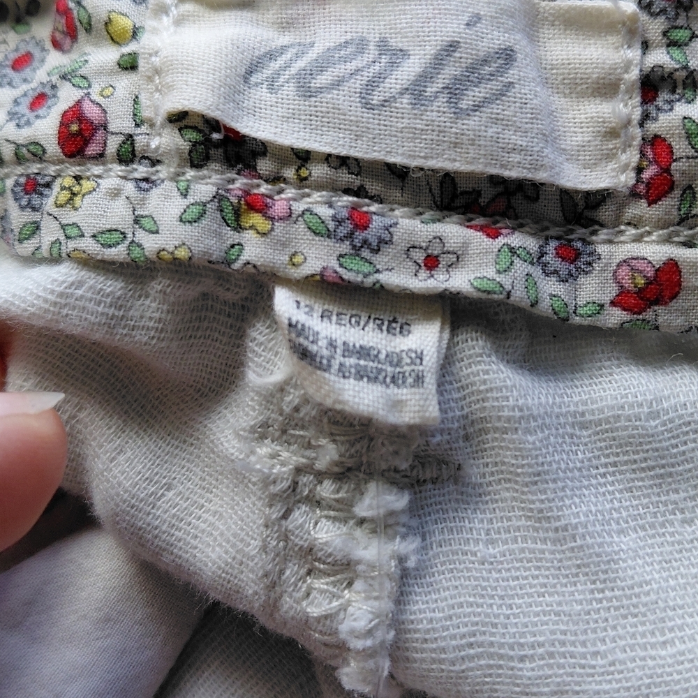 Aerie Women's Cream Cargo Shorts - Picture 5 of 7